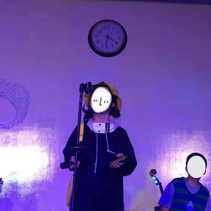 调教小男奴光着小jiji慕宝
